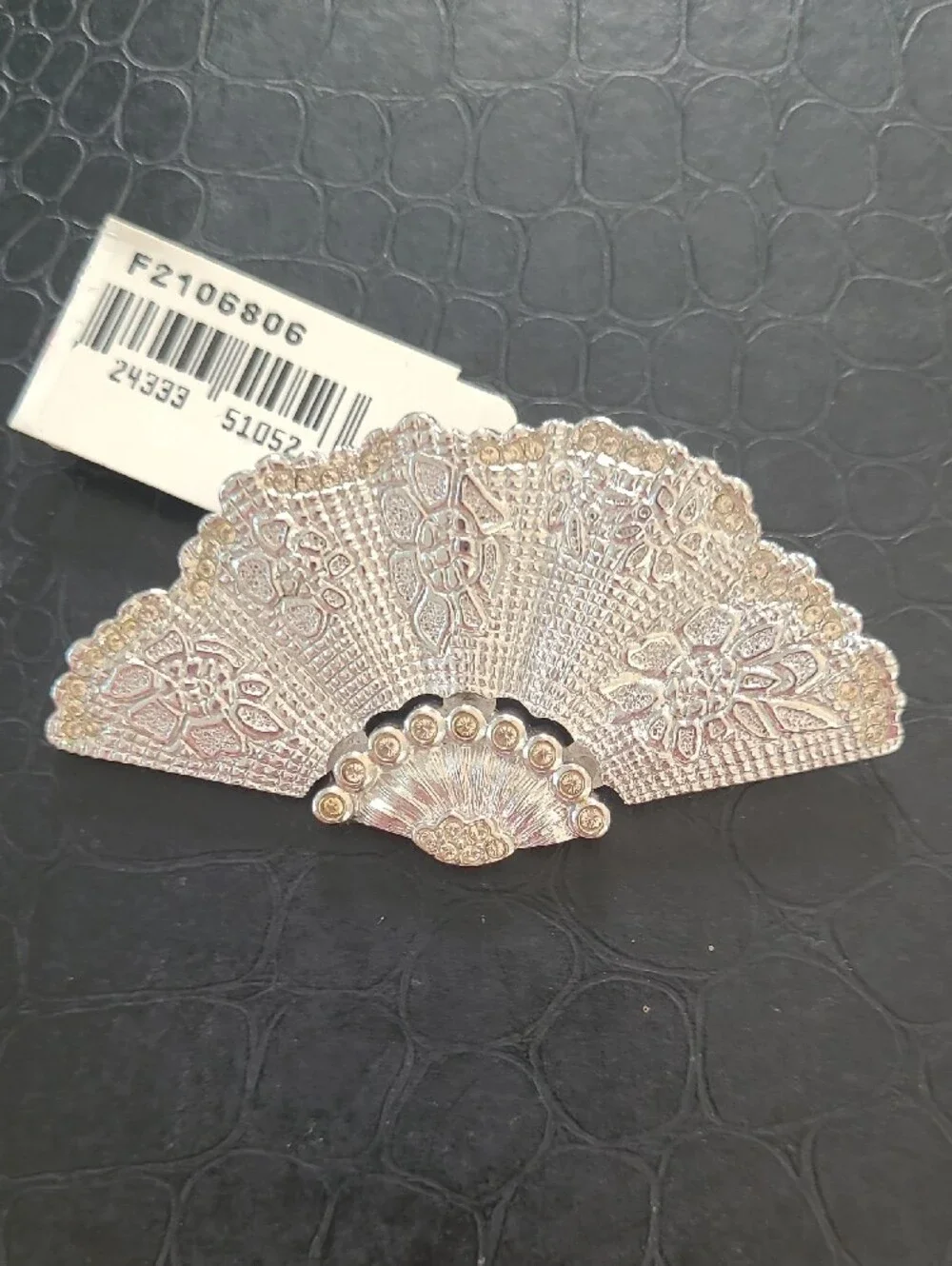 Dior delicate fan